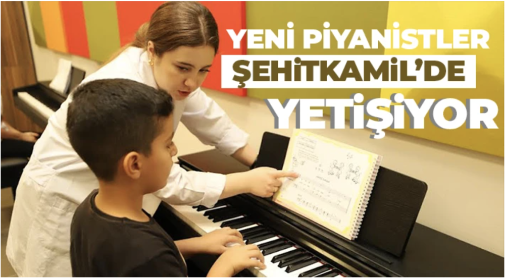 Piyanist olmak isteyen kursiyerler, eğitimlerini sürdürüyor